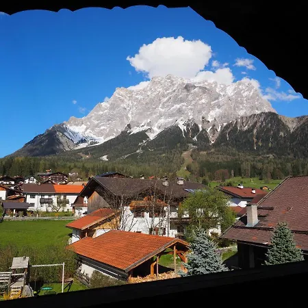 Apartmán Haus Alpengluehen Ehrwald Exteriér fotografie