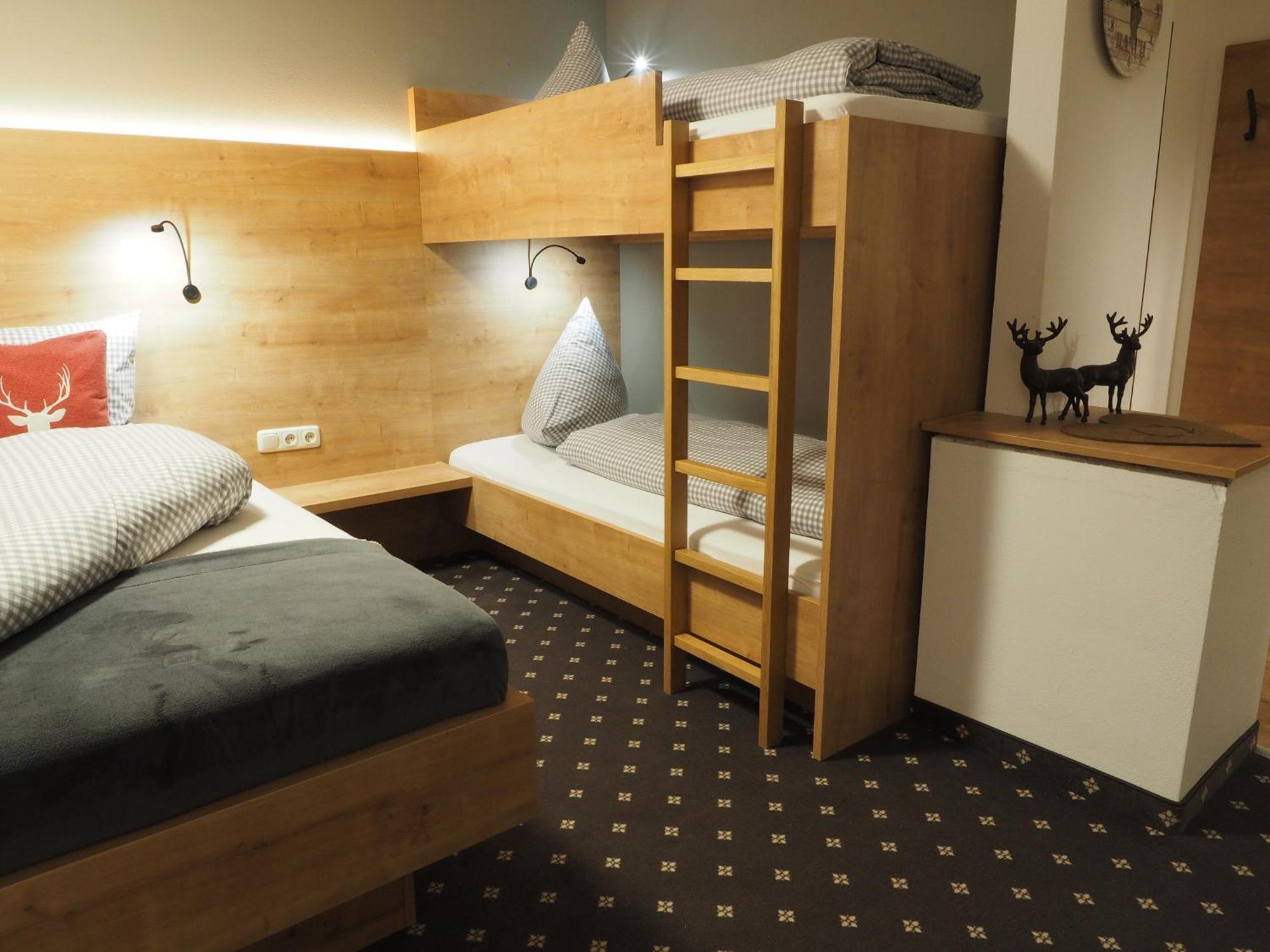 Haus Alpengluehen Apartmán *